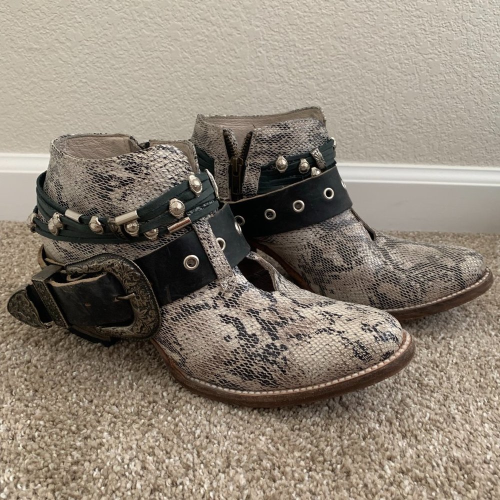 Freebird SALOON Bootie by Steve Madden - Size 10